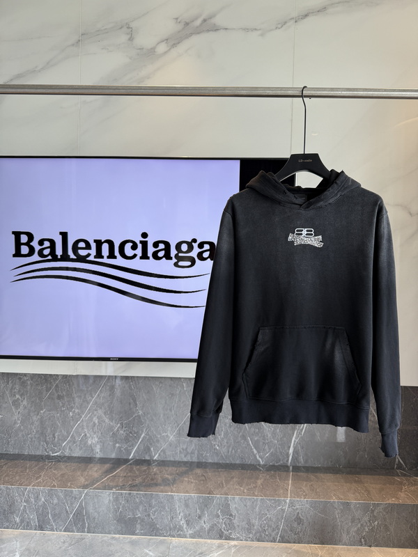 Balenciaga Hoody-131