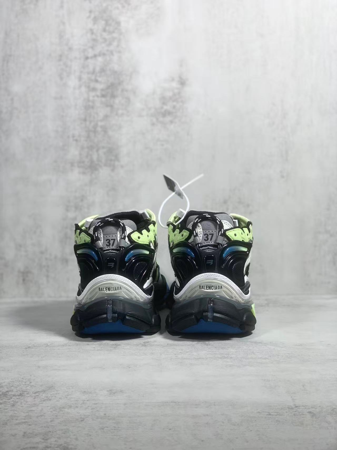 Balenciaga Shoes(AAA)-412